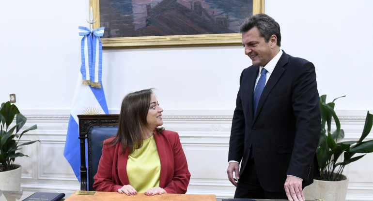 Sergio Massa junto a Cecilia Moreau en el despacho del presidente de la Cámara. Foto: NA.