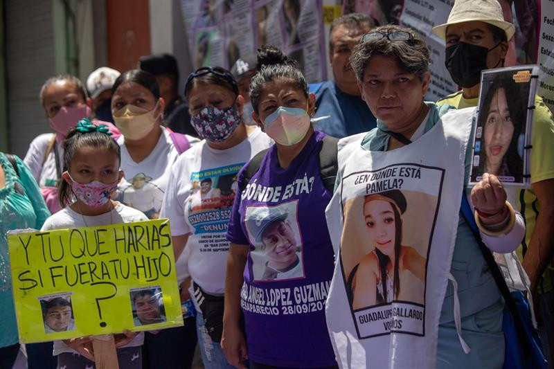 Familiares de desaparecidos en México. Foto: EFE