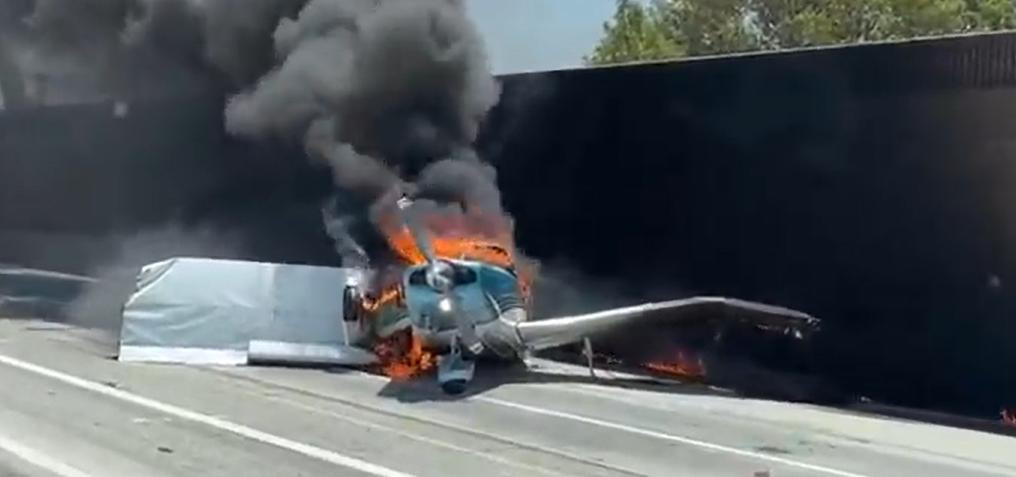 Avión estrellado en Estados Unidos. Foto: captura video.