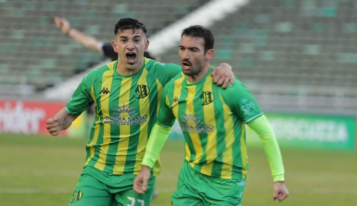 Festejo de Aldosivi ante Vélez por la Liga Profesional de Fútbol. Foto: @clubaldosivi.