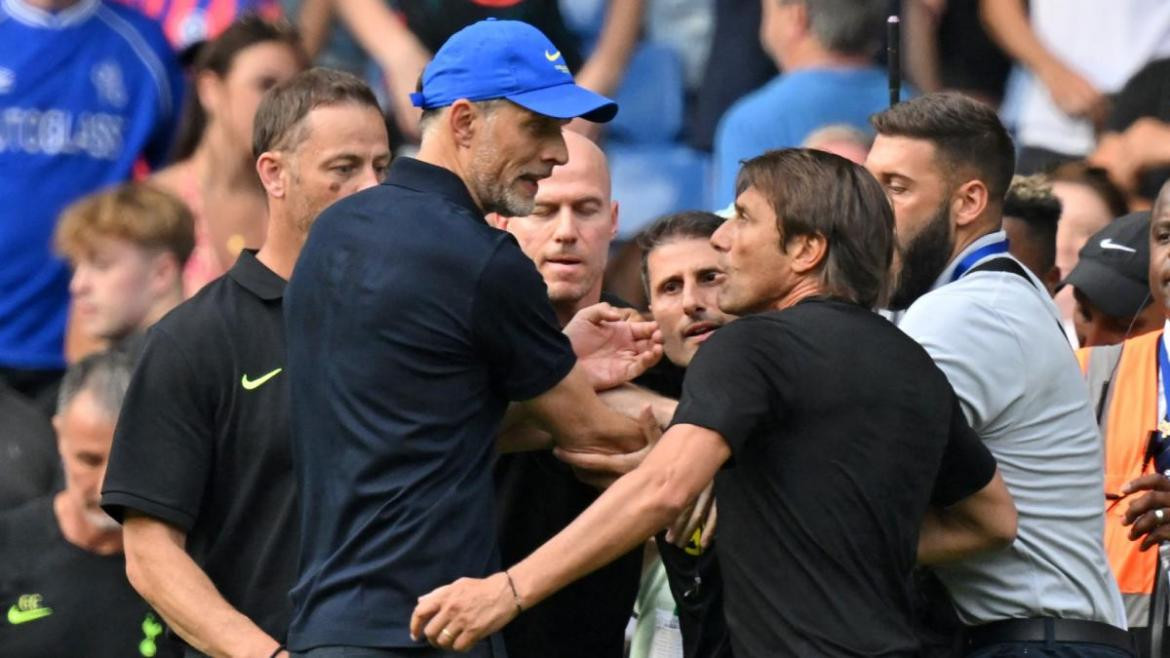 Tuchel y Conte, pelea en pleno partido. Foto: EFE.