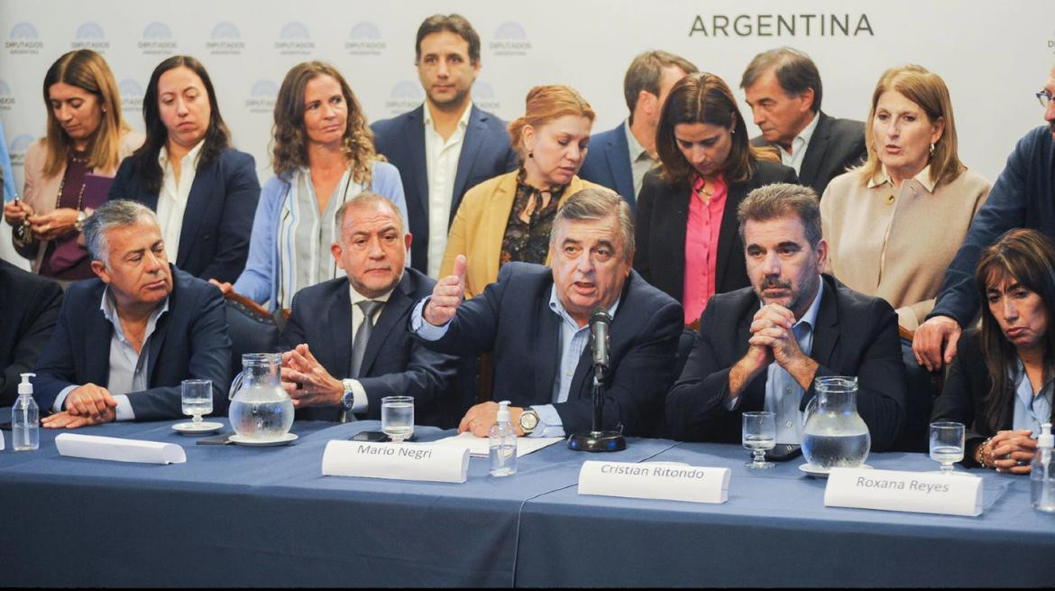 Jefes de los bloques de Juntos por el Cambio en Diputados y el Senado (Foto: JxC).