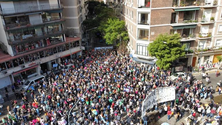 Manifestación en Recoleta. Foto: NA.