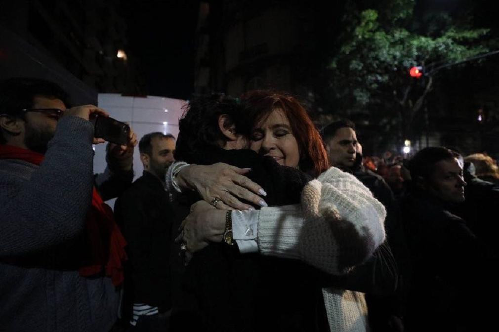 Cristina Fernández de Kirchner, Gobierno, militancia, Twitter