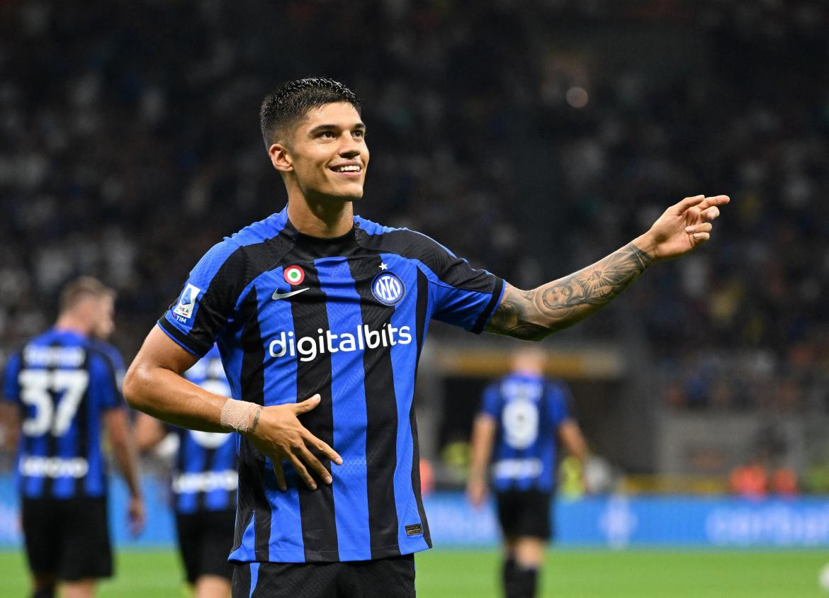 Festejo de Joaquín Correa para Inter ante Cremonese por Serie A. Foto: REUTERS.