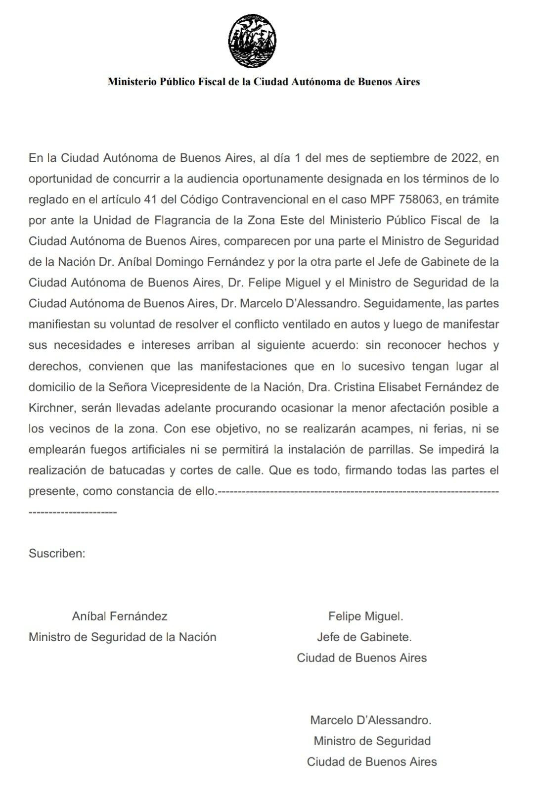 Acta firmada por Aníbal Fernández, Felipe Miguel y Marcelo Dalessandro por incidentes frente a casa de Cristina Kirchner.