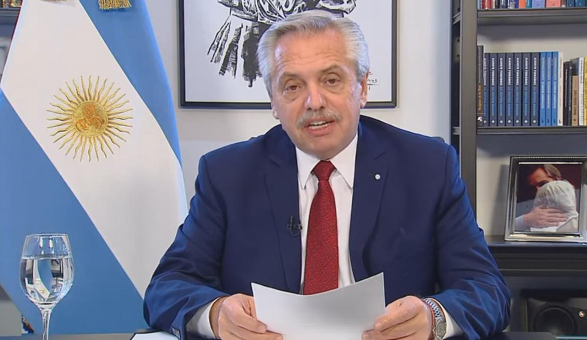Alberto Fernández en cadena nacional. Foto: captura Youtube