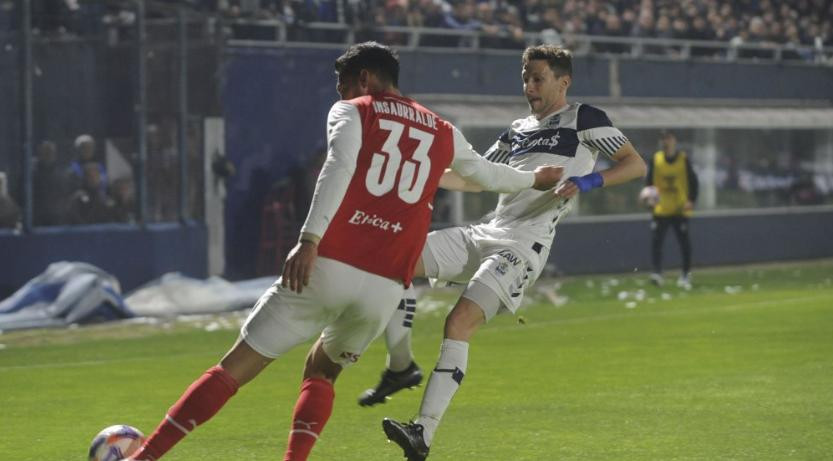 Gimnasia vs Independiente. Foto: NA.