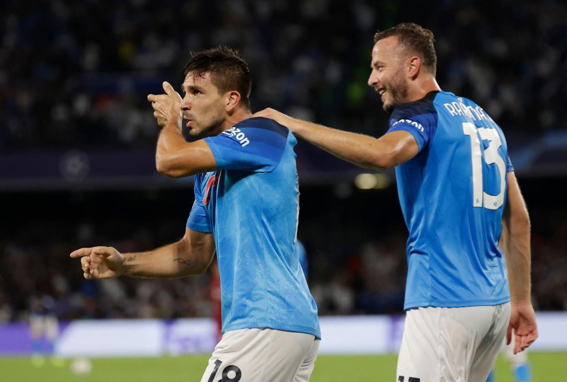 Gio Simeone, Napoli vs Liverpool, Champions League. Foto: REUTERS