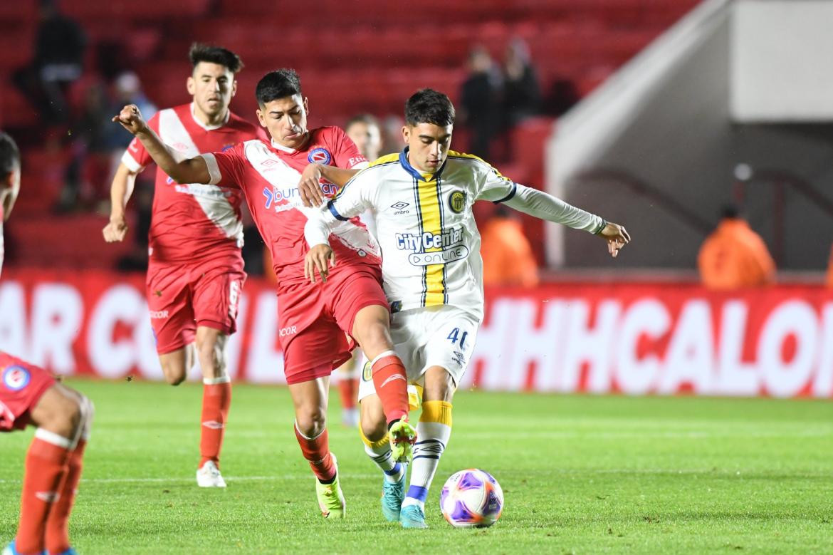 Argentinos Juniors vs Rosario Central, fútbol argentino. Foto: NA.