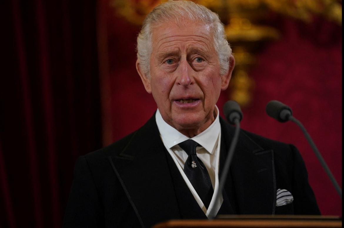 Carlos III es proclamado rey_Reuters