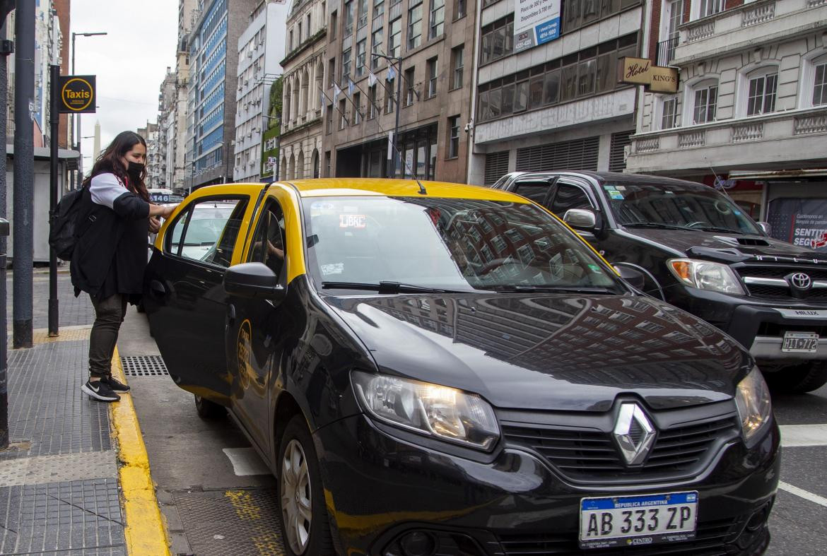 Taxis, pasajeros, NA