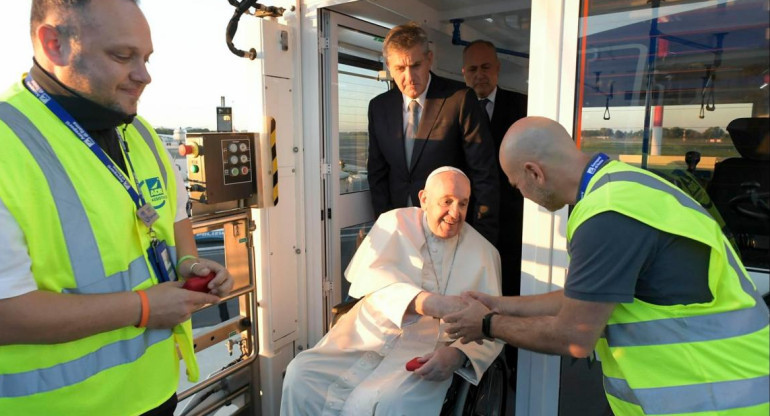 El papa viaja a Kazajistán_EFE
