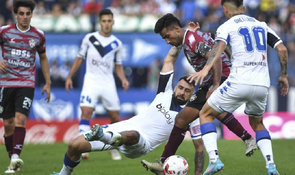 Vélez vs. Central Córdoba de Santiago del Estero, foto Télam