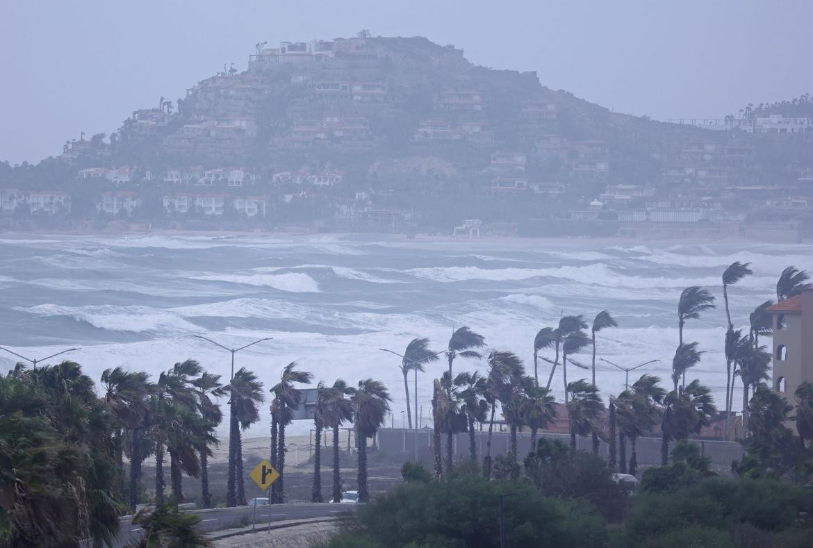 Tormenta tropical Lester. Foto: EFE.