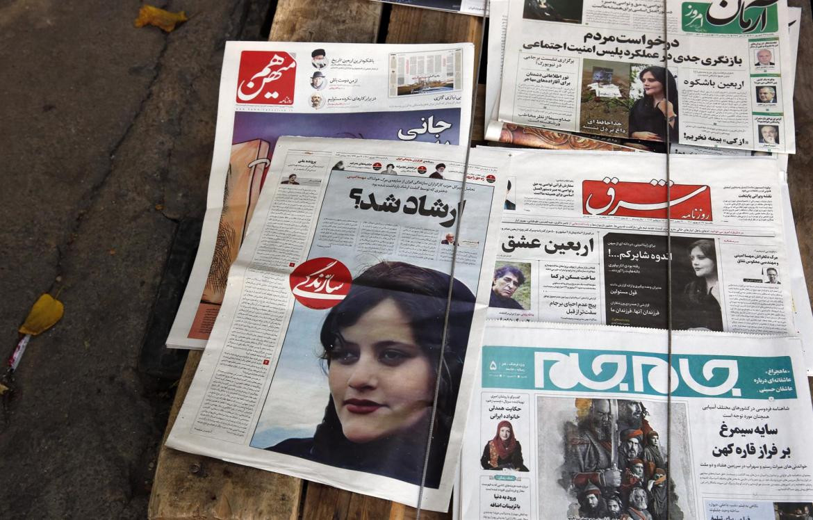 Siguen las protestas en Irán por la joven fallecida. Foto: EFE.