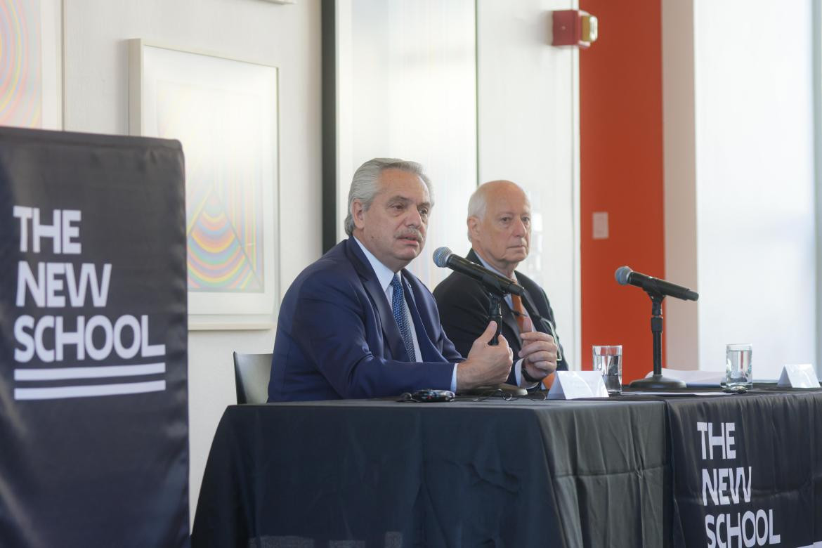 Alberto Fernández en la Universidad The New School, en Nueva York. Foto: Telam.