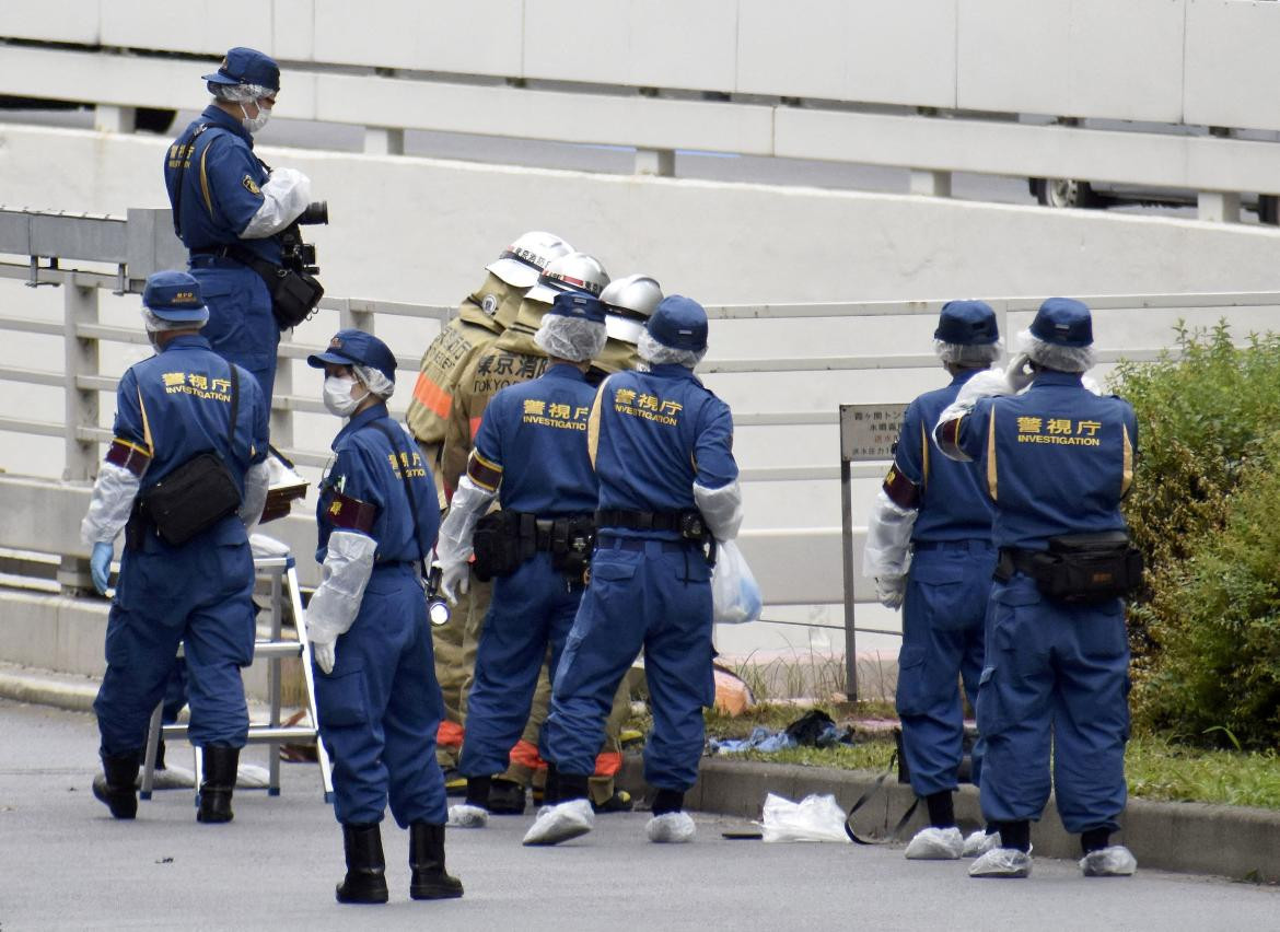 Hombre se prende fuego durante funeral a Shinzo Abe_Reuters