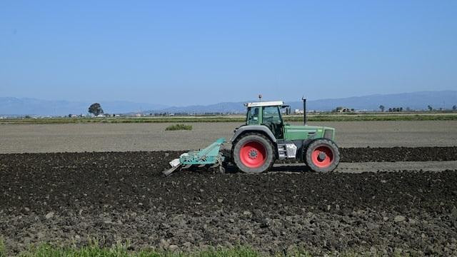 maquinaria agrícola?