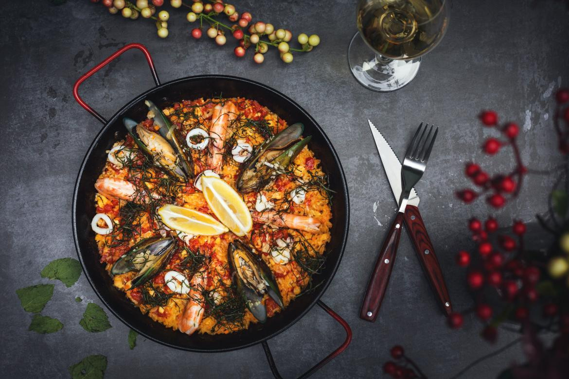 Cazuela de mariscos_Unsplash/Ting Tian