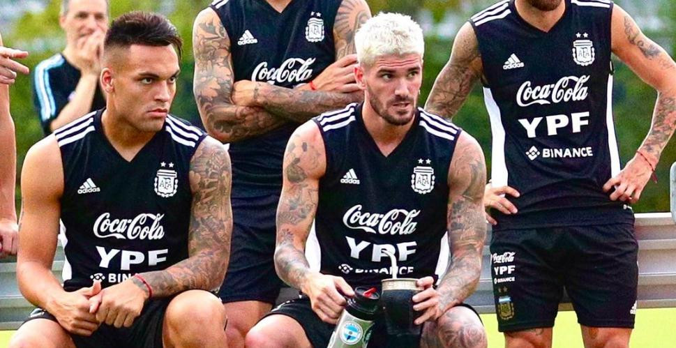 Rodrigo de Paul en un entrenamiento con la Selección. Foto: @RodrigodePaul