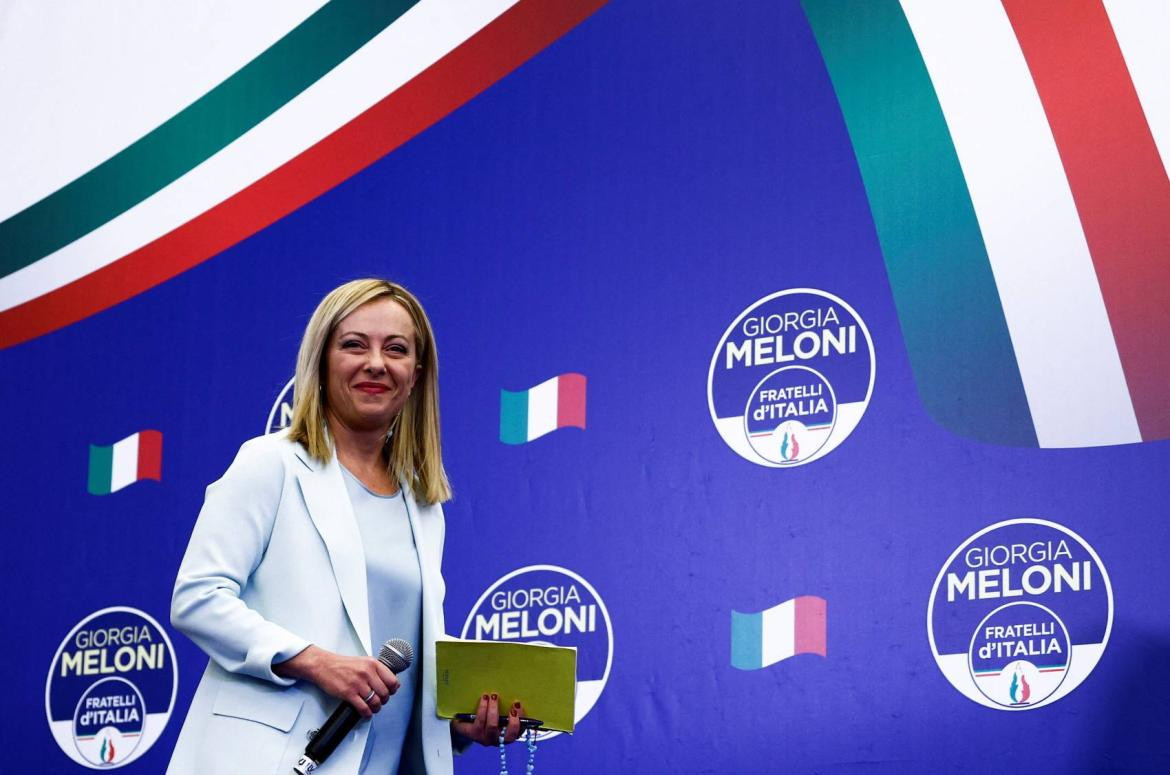 Foto Reuters La líder de los Hermanos de Italia Giorgia Meloni en la sede del partido durante la noche electoral