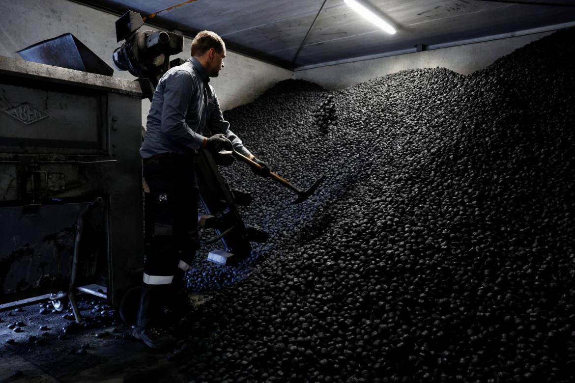 Foto Reuters Holanda carbón y la madera para el invierno