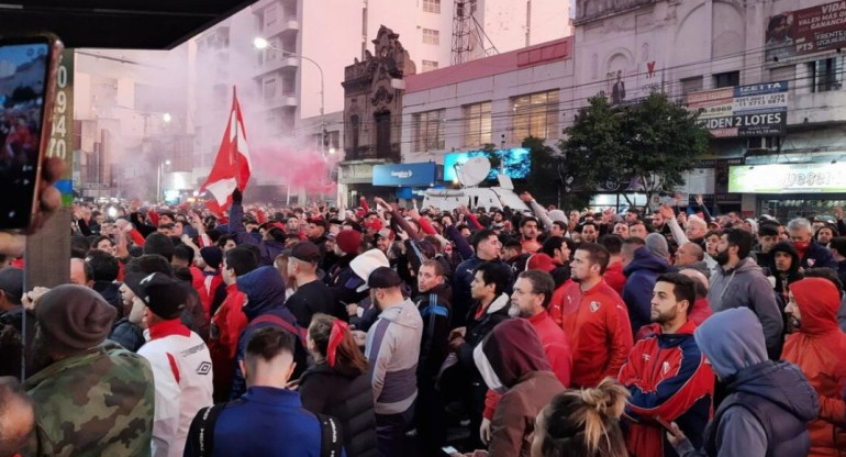 Socios e hinchas de Independiente, NA