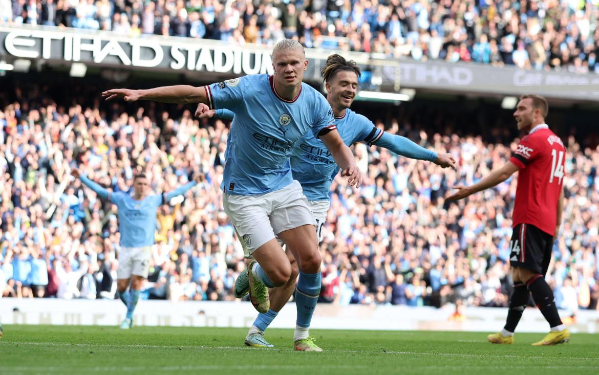 Haaland marcó su primer hat-trick en el derbi de Manchester. Foto: NA.