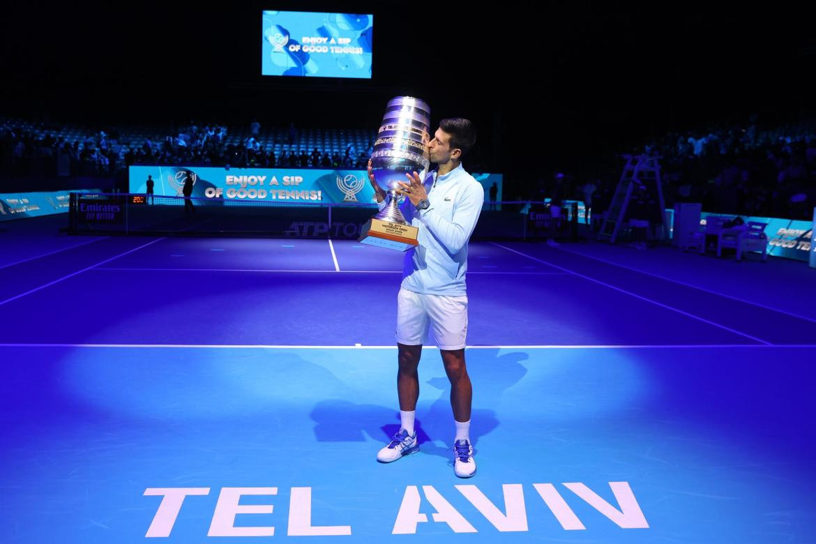 Novak Djokovic campeón en Tel Aviv. Foto: EFE.
