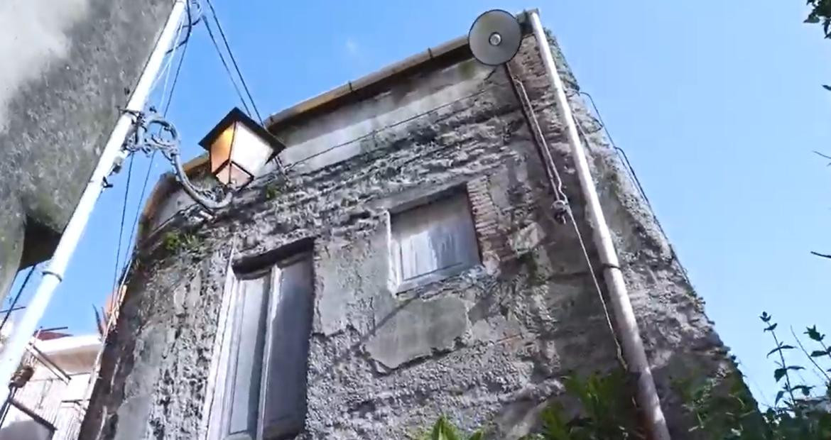 El secreto detrás de las casas de 1 euro en Italia. Foto: captura de video.