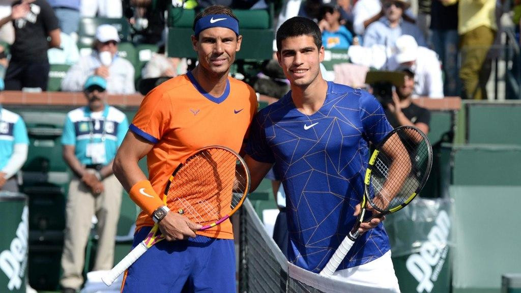 Los españoles Rafael Nadal y Carlos Alcaraz. Foto: NA.