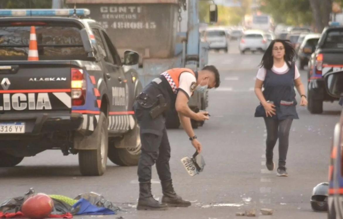 La policía santiagueña en el lugar de los hechos. Foto: NA.