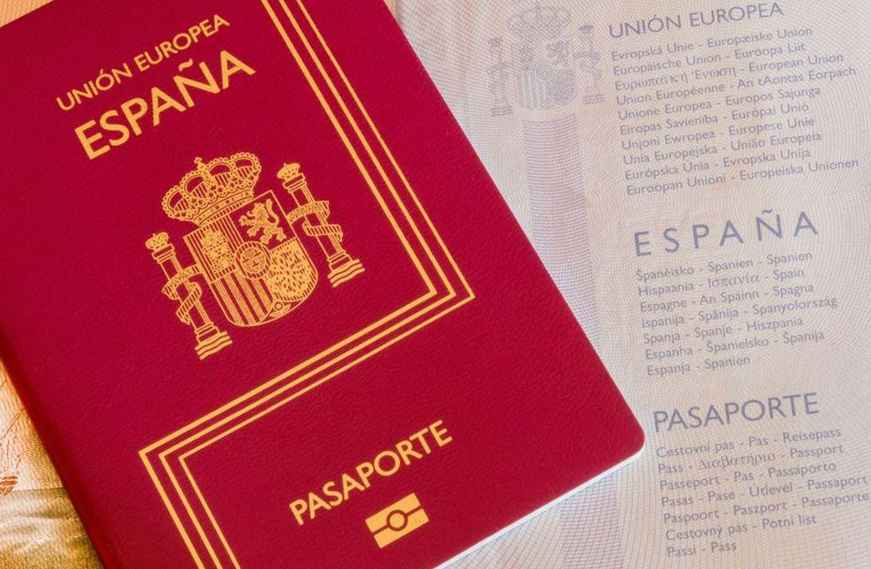 Pasaporte español.