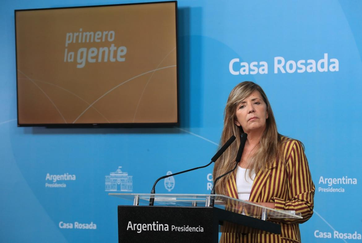 Conferencia de prensa de Gabriela Cerruti. 