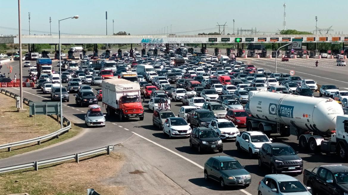 Caos de tránsito en Ruta 2. Foto: Twitter @lt3am680