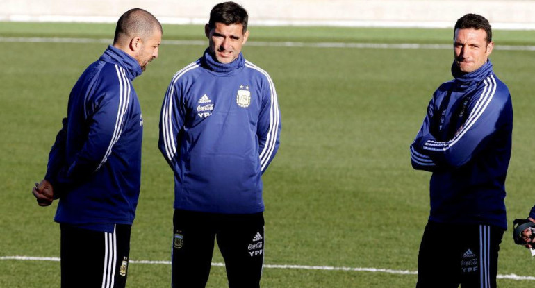 Roberto Ayala y Lionel Scaloni, Selección Argentina. Foto: NA