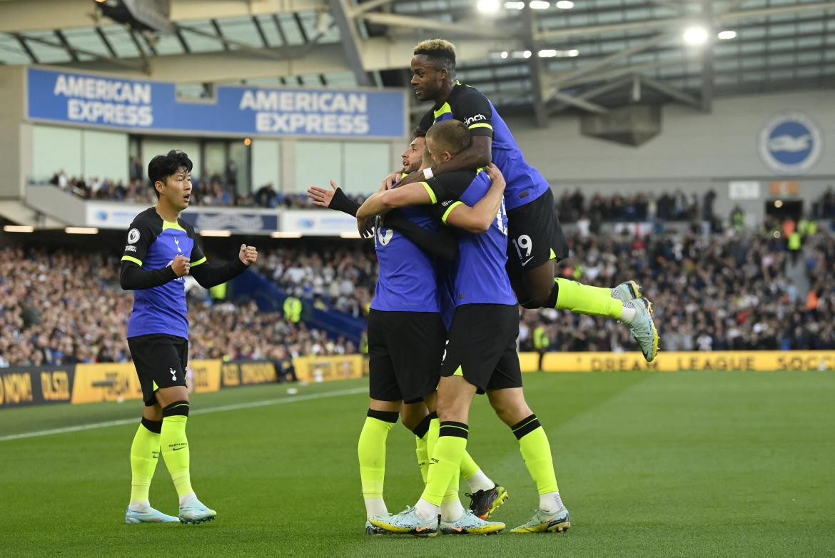 Tottenham venció a Brighton, en el duelo de argentinos. Foto: Reuters.