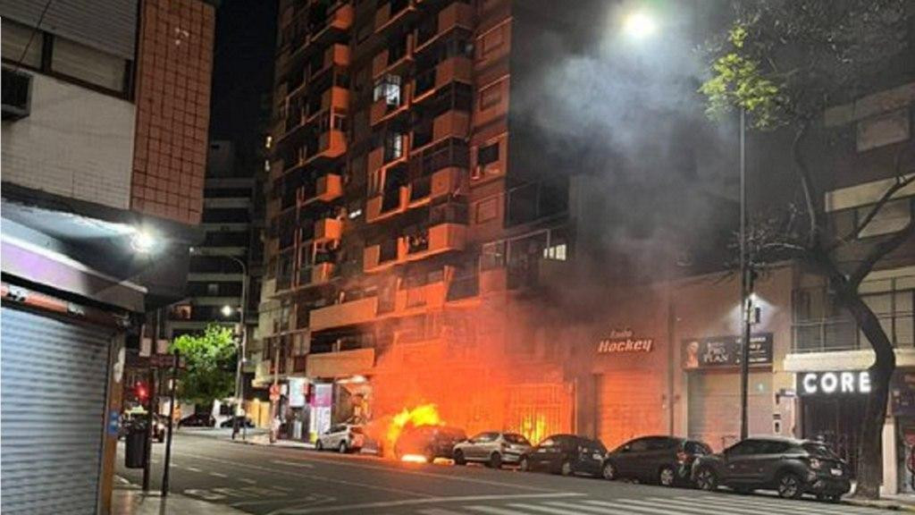 Incendio en Palermo, NA