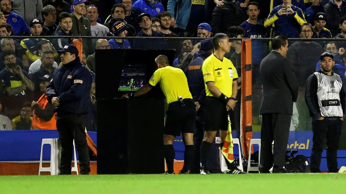 VAR en la Copa Libertadores. Foto: REUTERS