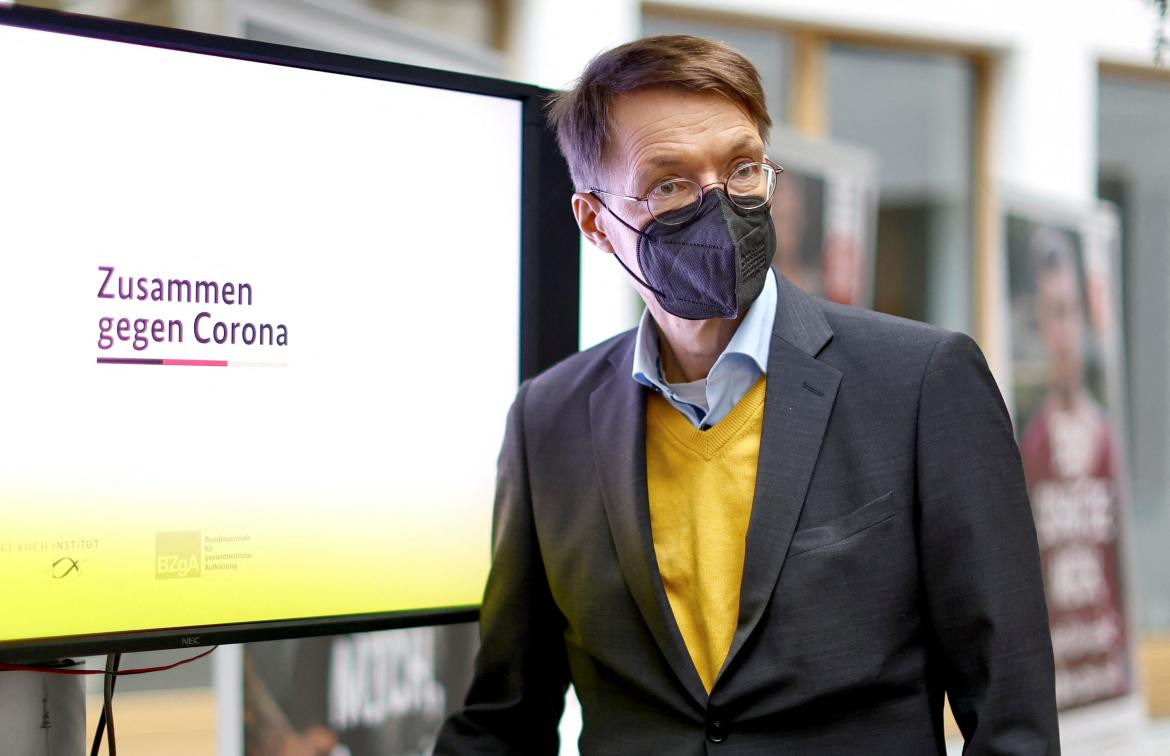 La campaña nacional del Ministerio de Salud de Alemania; Karl Lauterbach. Foto: Reuters.