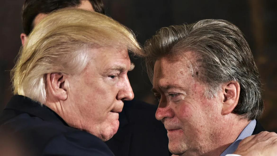 Donald Trump y su exasesor Steve Bannon. Foto: REUTERS