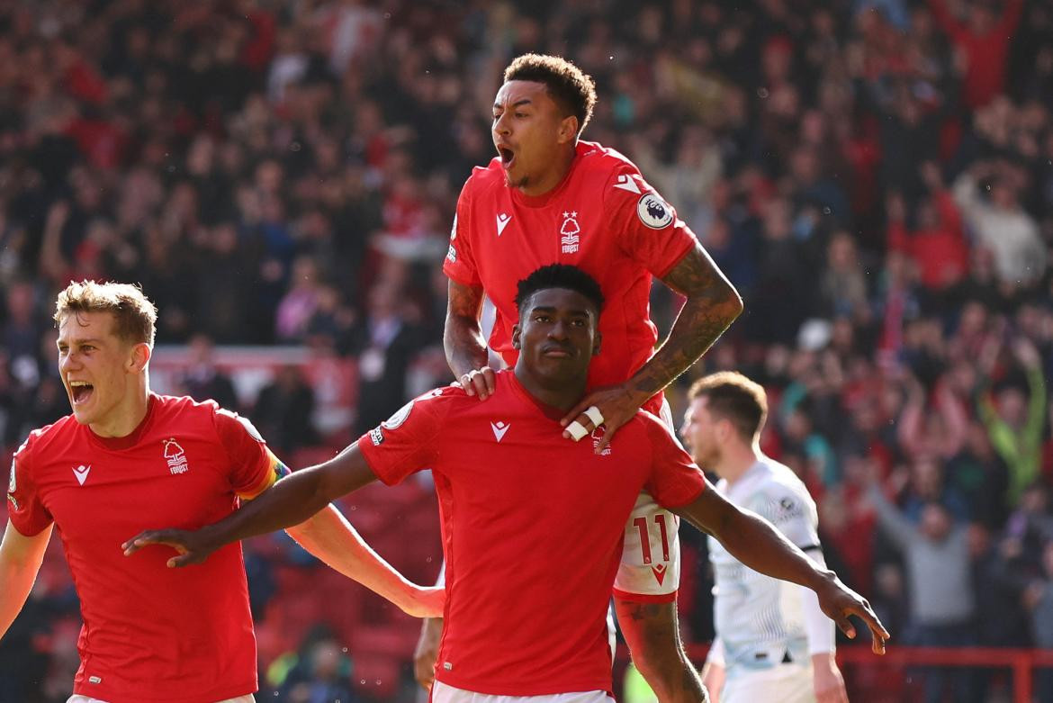 Festejo del Nottingham Forest ante el Liverpool por la Premier League. Foto: REUTERS.