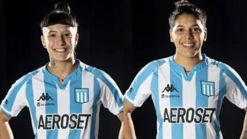 Lourdes Martínez y Milagros Menna, futbolistas de Racing. Foto: NA.