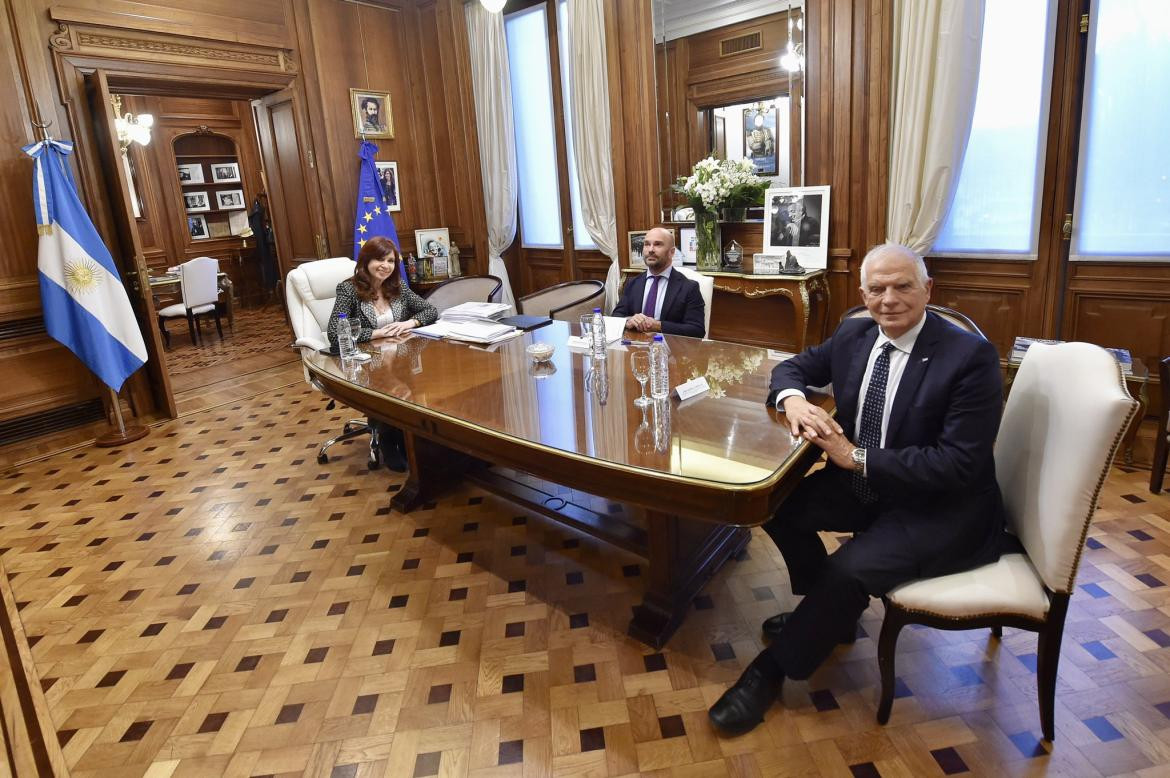 Cristina Kirchner Josep Borrell Fontelles. Foto: Twitter @CFKArgentina