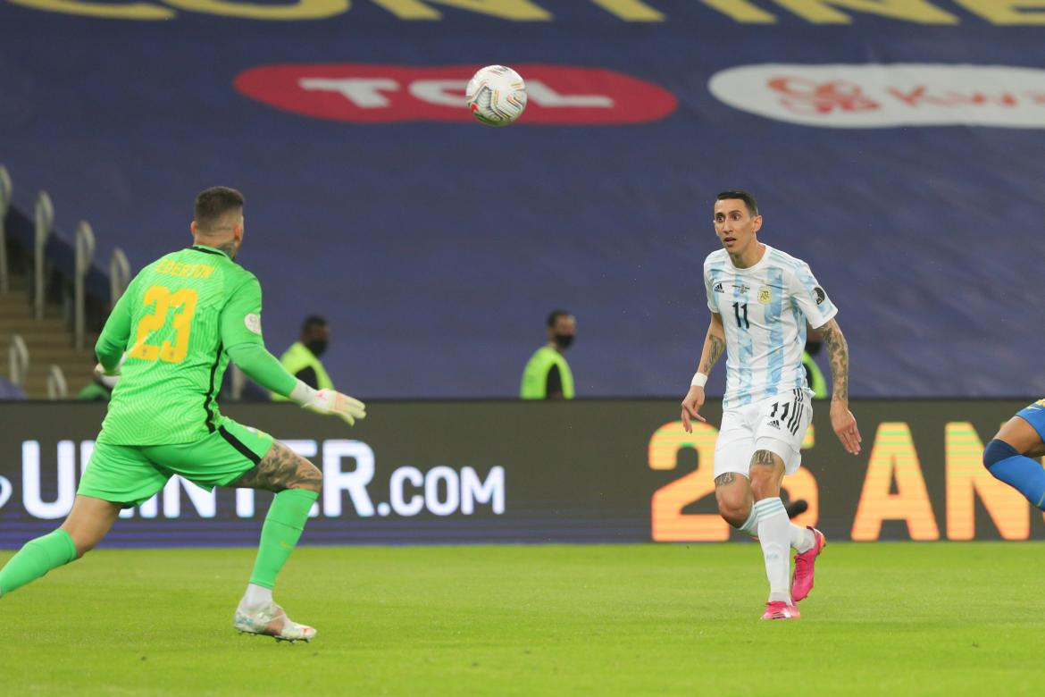 El golazo de Ángel Di María a Brasil en la final de la Copa América. Foto: NA.