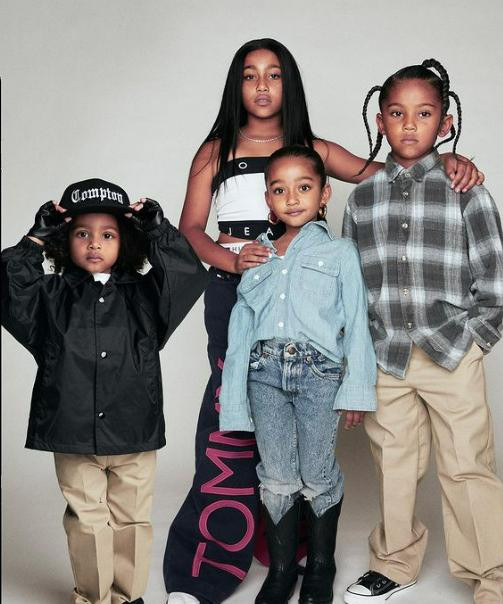 Los disfraces de los hijos de Kim. Foto: Instagram/kimkardashian.