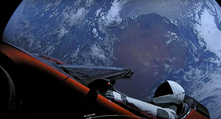 El primer Falcon Heavy llevó un Tesla a la órbita de la Tierra. Foto: SpaceX