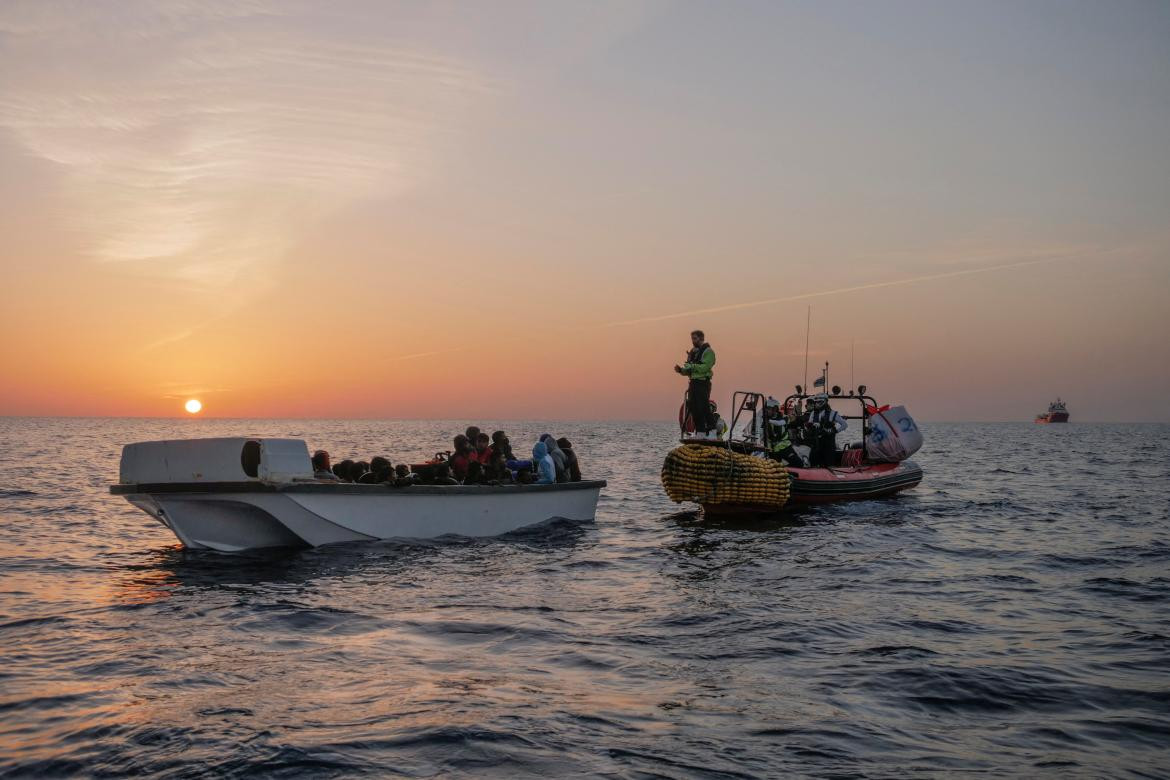 Inmigrantes rescatados en el mar Mediterráneo_Reuters