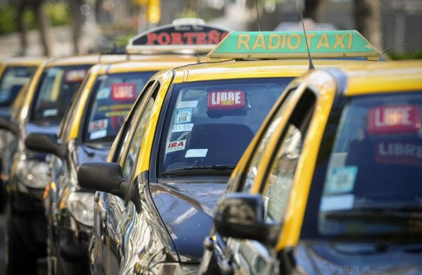 Aumento en tarifas de taxis_NA
